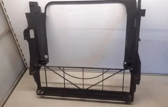 BMW X5 E53 Radiator trim 42518 3158