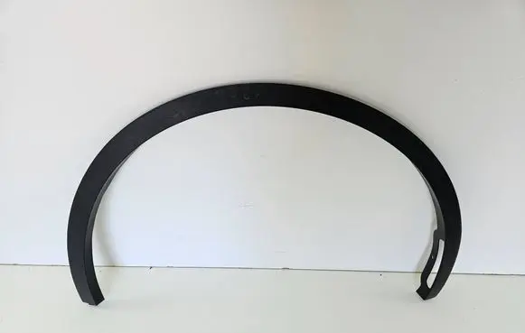 Tesla Model Y Front arch trim 168386400A
