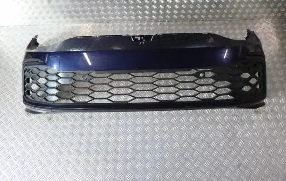 Volkswagen Golf VIII Front bumper 5H0807221G