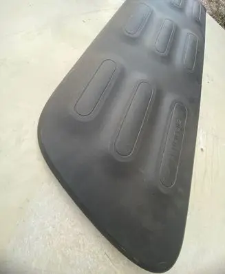 Rear fender molding trim