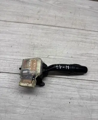 Toyota Corolla Verso AR10 Indicator stalk 05110