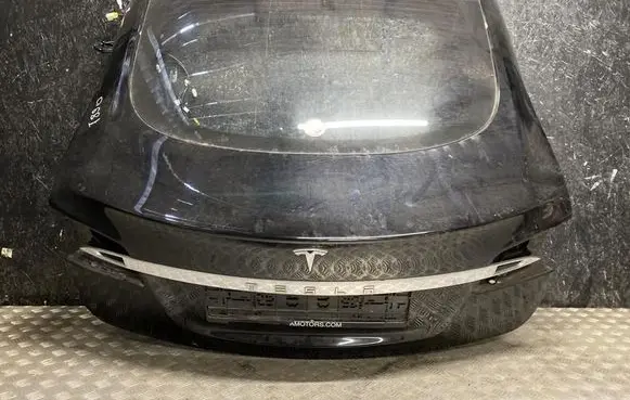 Tesla Model S Tailgate/trunk/boot lid 