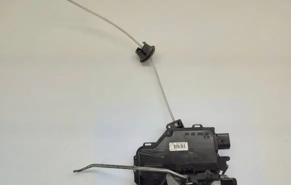 Audi A4 S4 B6 8E 8H Front door lock 8E1837016C PA6630G