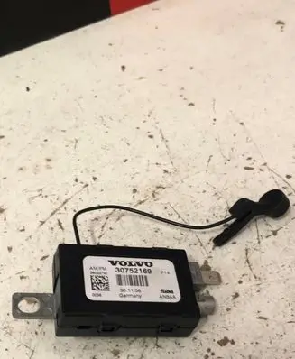 Volvo C30 Aerial antenna amplifier 30752169
