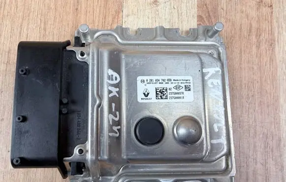 Renault Master III Adblue control unit 0281034702 237G00097R 237G00001R