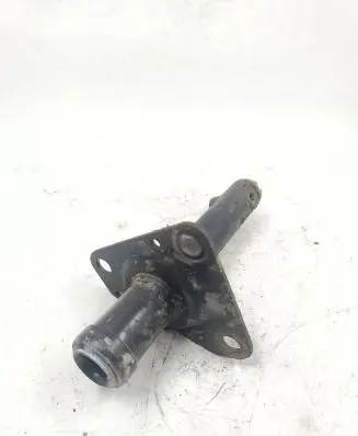 Front bumper mounting bracket