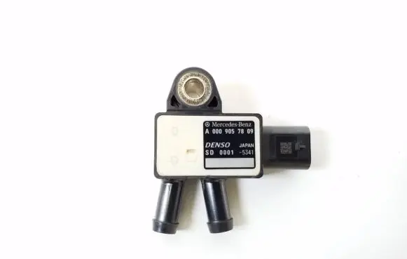Mercedes-Benz CLA C118 X118 Exhaust gas pressure sensor A0009057809