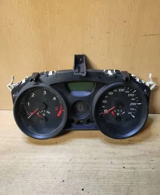 Renault Megane II Speedometer (instrument cluster) 8200408785 4BAJ036190