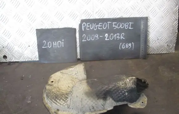 Peugeot 5008 Heat shield in engine bay 163KM