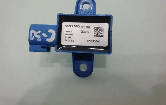 Volvo C30 Airbag deployment crash/impact sensor 973580101 30798511