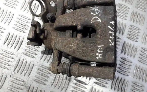 Ford Kuga I Rear brake caliper