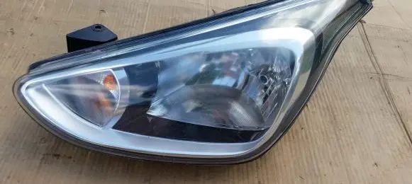 Hyundai i10 Headlight/headlamp