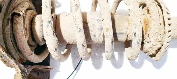 Volkswagen PASSAT B5 Front coil spring 