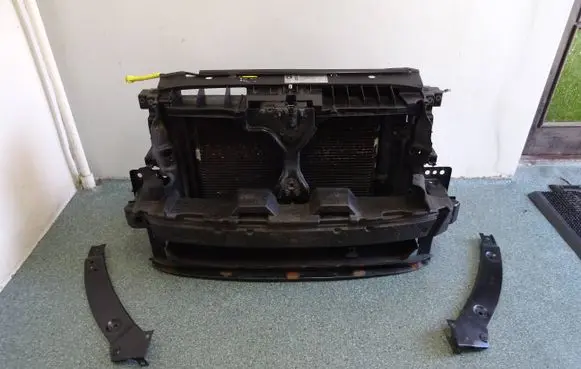 Volkswagen Tiguan Radiator support slam panel