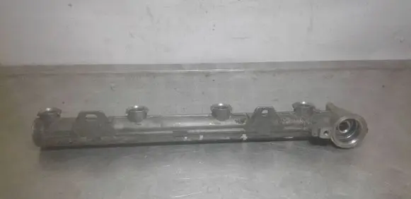 Volkswagen Golf IV Fuel main line pipe 036133319