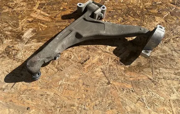 Volvo XC90 Front control arm RAFR8ZALH