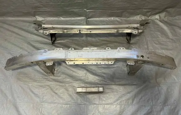 Mercedes-Benz E W213 Radiator support slam panel bracket MERCEDES.W213.W238 A2136206300 Z12Q10