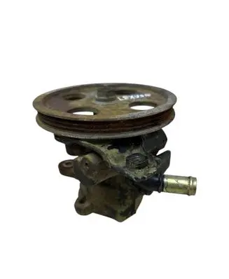 Lexus IS 200-300 Power steering pump 