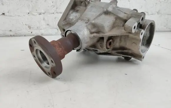 Nissan Juke I F15 Gearbox transfer box case 