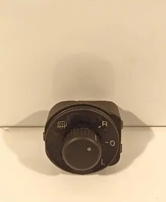 Skoda Octavia Mk2 (1Z) Wing mirror switch 1Z2959565A 1045