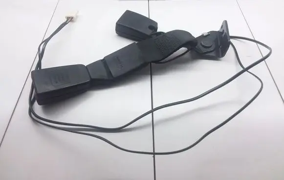 Peugeot 3008 I Middle seatbelt buckle (rear) 9681985380 34039768 B140514
