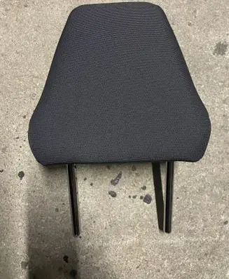 Toyota C-HR I Front seat headrest 