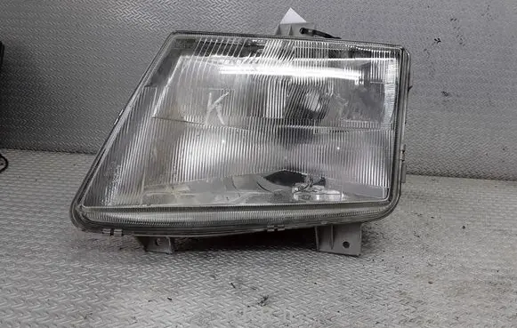 Mercedes-Benz Vito Viano W638 Headlight/headlamp