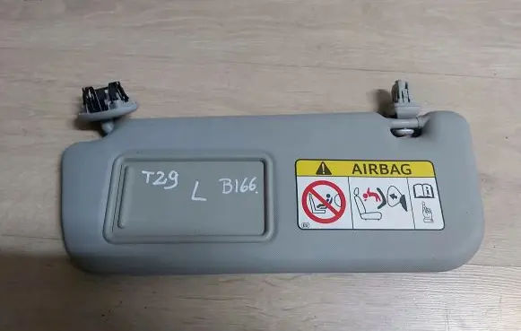 Toyota Avensis T270 Sun visor