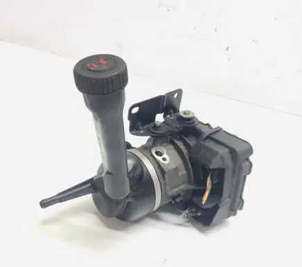 Peugeot 308 Power steering pump 9686207080