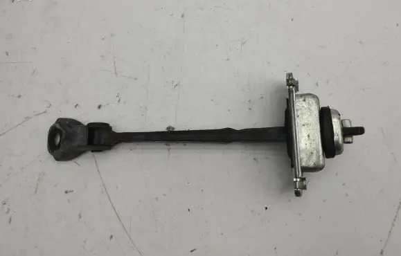Opel Antara Rear door check strap stopper