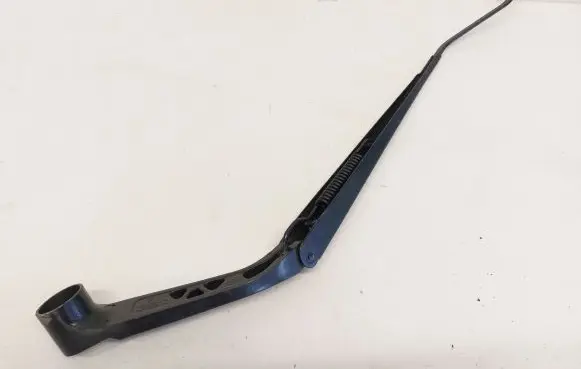 Mercedes-Benz X-class W470 Front wiper blade arm