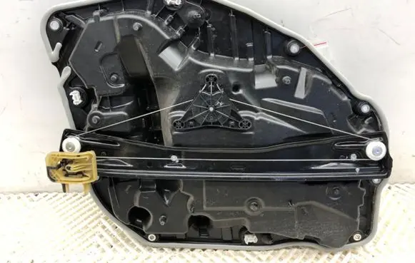 BMW X5 G05 Rear door window regulator with motor 9450785