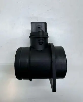 Volkswagen Golf V Mass air flow meter 0281002531 038906461B