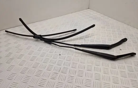 Citroen DS4 Windshield/front glass wiper blade 9687490380 9687494480