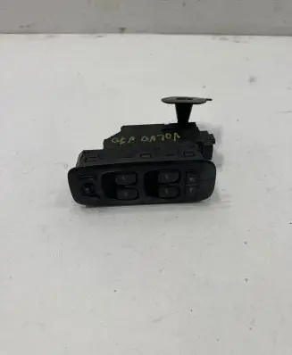 Volvo S60 Electric window control switch 30658146 M042CD00062