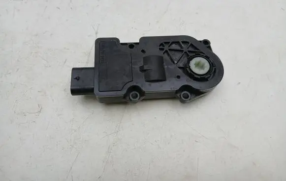Mercedes-Benz GLC X253 C253 Intake manifold valve actuator/motor EGL0004 990489