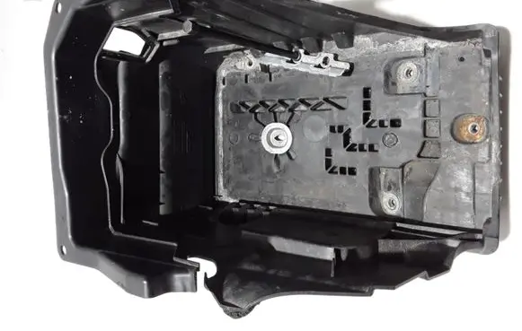 Land Rover Evoque I Battery bracket 31299569