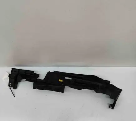 Audi A5 Fender end trim 8W6821170C