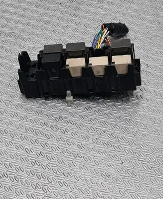 Subaru Forester SJ Fuse module