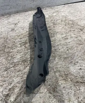Mercedes-Benz C W205 Fender foam support/seal A2058890100 15670949