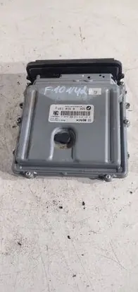 BMW 5 F10 F11 Engine control unit/module 8510137 1039S39072 0281016846