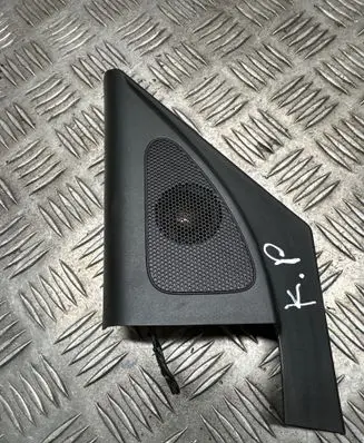Hyundai Santa Fe Front door high frequency speaker 876502W011