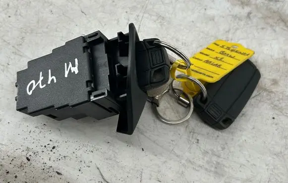 BMW X1 E84 Ignition lock 10862510 9194400 251140616