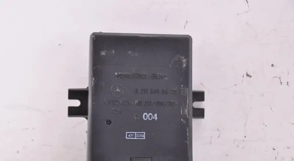 Mercedes-Benz E W211 Air suspension control unit module (rear) A2115450432
