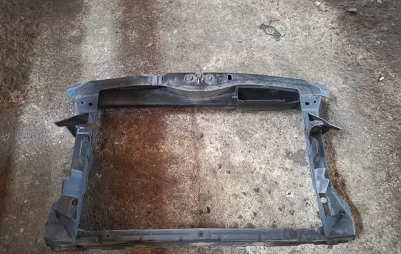 Skoda Octavia Mk2 (1Z) Radiator support slam panel