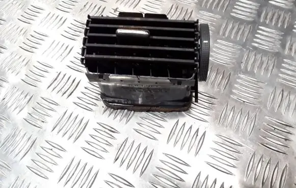Toyota Avensis T250 Dash center air vent grill 8494