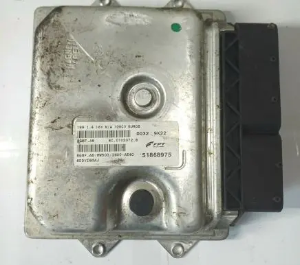 Fiat Punto Evo Engine control unit/module 51868975 8GMFA6