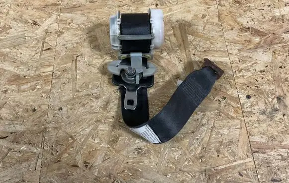 Suzuki SX4 Rear seatbelt 8496079J0 7P1420 069458