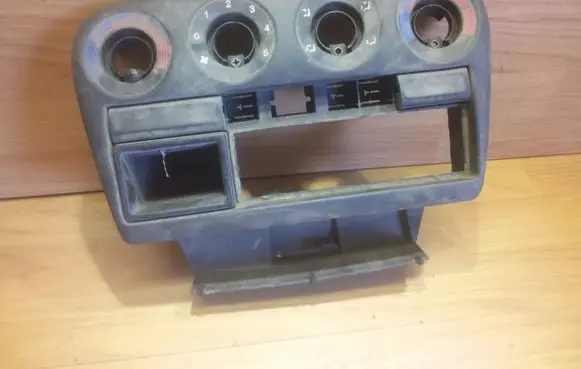 Opel Omega B1 Climate control/heater control trim 090429965