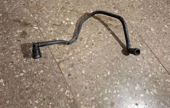 Volvo V60 Engine coolant pipe/hose 31293991